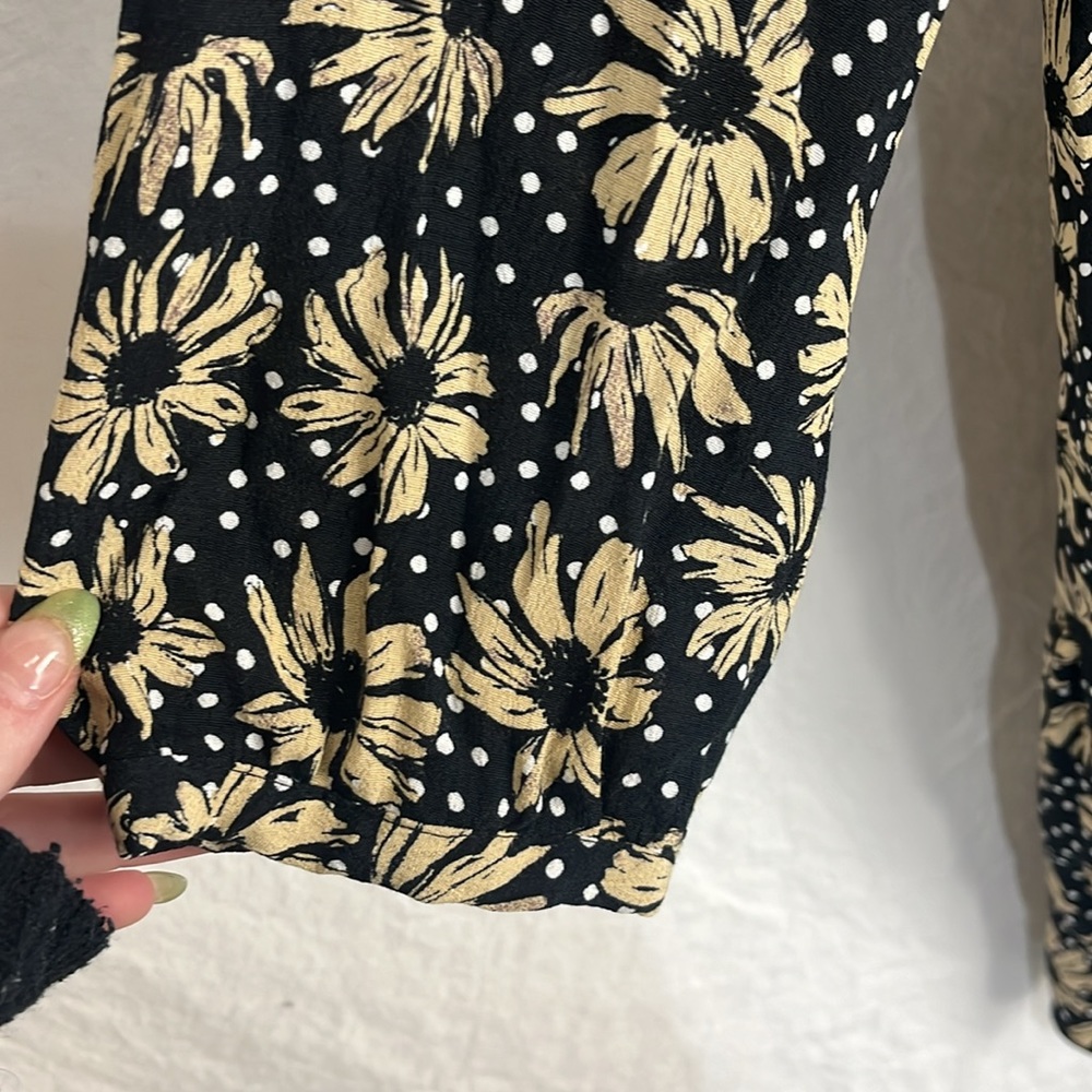 Zara sunflower-Daisy dress - Picture 3 of 8